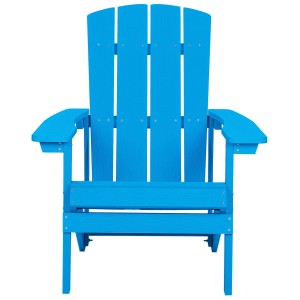 Sedia da giardino Adirondack Beliani blu in legno sintetico con ampi braccioli.