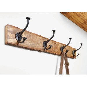 Hettich Holzgarderobe aus Mangoholz mit Baumkante, 4 schwarzen Metallhaken, rustikal für Flur.