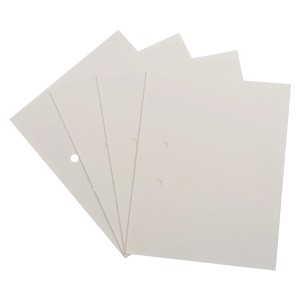 Quatre coussinets d'évaporation pour humidificateur, molleton blanc avec trous.