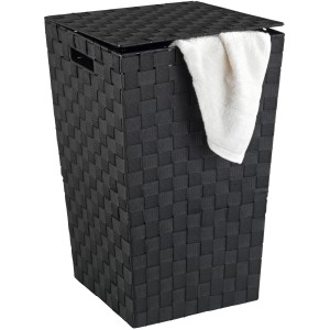 Cesto portabiancheria nero Wenko Adria Square con coperchio e asciugamano.