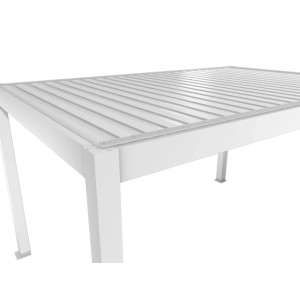 Dettaglio della pergola Biohort bianca 3x3 m con tetto a lamelle. Copertura per terrazzi.