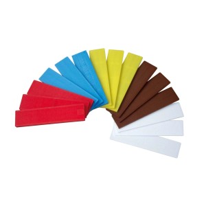 Jeu de cales en plastique, 15 pièces, en différentes couleurs et épaisseurs.
