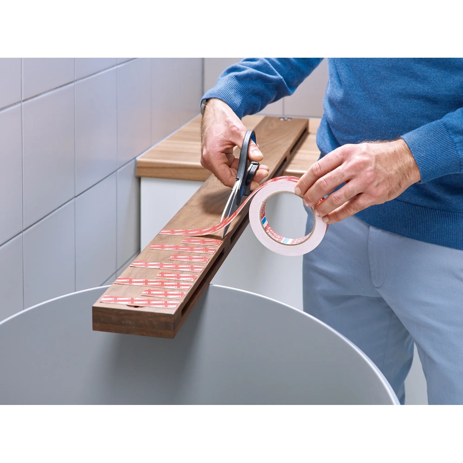 Nastro Biadesivo Tesa Powerbond 1,5m X 19mm - Per Piastrelle, Metallo E Superfici Lisce - Foto 12