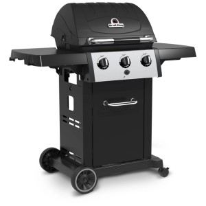 Barbecue a gas Broil King Royal 320 con 3 bruciatori, griglie in ghisa e ripiani laterali.
