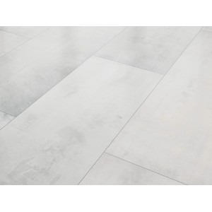 Helle Classen Ceramin Fliese Neo Vario Bianco in Steinoptik, verlegt als Bodenbelag.