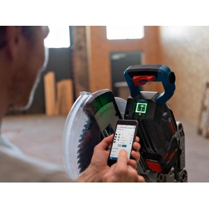 Scie à onglets sans fil Bosch Professional GCM 18V-305 GDC avec application smartphone.