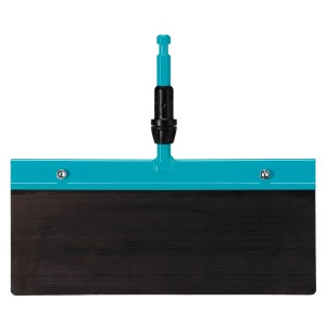 Gardena Combisystem zappa a spinta, larghezza 30 cm, con lama in acciaio armonico per rimuovere ghiaccio e sporco.