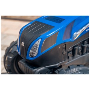 Dettaglio: Trattore blu Falk New Holland Gr. L, giocattolo robusto per bambini.