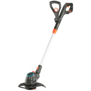 Gardena Akku-Trimmer ComfortCut 23/18V P4A senza batteria. Tagliabordi con manico telescopico e testa girevole.