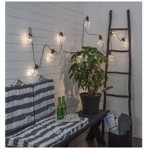 Guirlande lumineuse LED Star Trading Big Circus avec 10 LED blanc chaud et câble noir, longueur 4,5 m.