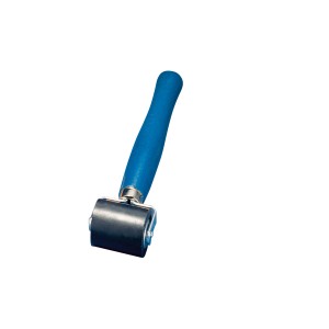 Rullo pressore Steinel con manico blu per saldare teloni in PVC e per bordi.