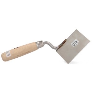 Spatule d'angle extérieur Schwan, largeur 80 mm, avec manche en bois et lame en acier inoxydable pour des angles extérieurs propres.
