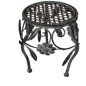 Portavaso rotondo in ferro grigio antico con decoro floreale, altezza 27 cm.