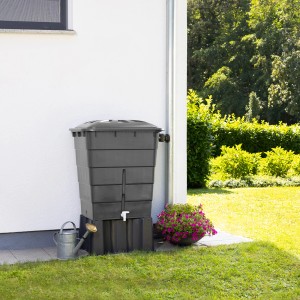 Barile per acqua piovana Garantia grigio quadrato da 300 l con coperchio e rubinetto in giardino.