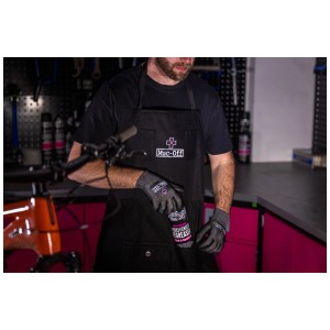 Muc-Off Fahrradentfetter High Pressure Quick Drying Degreaser 750ml im Einsatz.