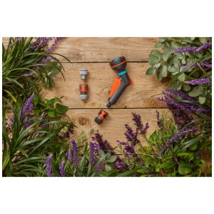 Gardena Set base Classic con doccia, 4 pezzi, con doccia da giardino e accessori di collegamento.