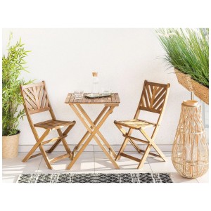 Set balcone Beliani Terni, 3 pz, legno acacia, tonalità legno chiaro, tavolo e sedie pieghevoli.