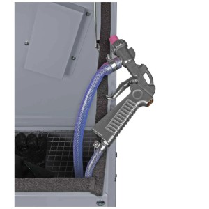 Cabina sabbiatrice Holzmann SK220, 220L, con pistola e tubo di sabbiatura all'interno.