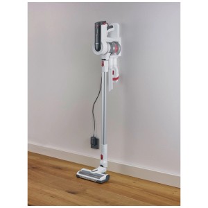 Aspirateur balai sans fil Severin HV7166, blanc-rouge, sur support mural. Aspirateur balai sans fil.