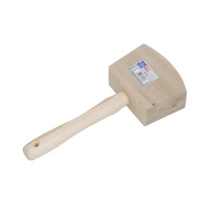 Maillet en bois LUX Comfort, 140 mm, avec manche en bois clair et tête en hêtre.