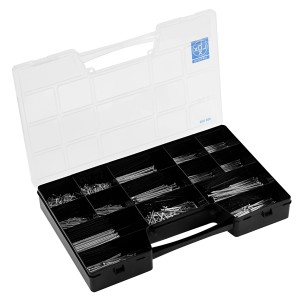 Assortiment de clous LUX 1 kg dans une boîte avec différents types et tailles.