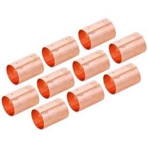 Dieci manicotti a saldare in rame, Ø 22 mm, per collegare tubi in rame.