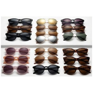 Lunettes de soleil assorties avec protection UV400 en différents designs.