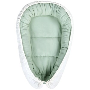 Beliani Babynest Ereb, vert clair/blanc, coton/polyester, rembourré. Accessoire confortable pour bébé.