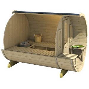 Sauna tonneau FinnTherm Sam Premium, montée, avec poêle de 6 kW. Vue intérieure du sauna en bois avec poêle, bancs et accessoires.