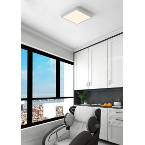 Plafonnier extérieur LED Eglo Argolis 2 blanc et carré, monté au plafond.