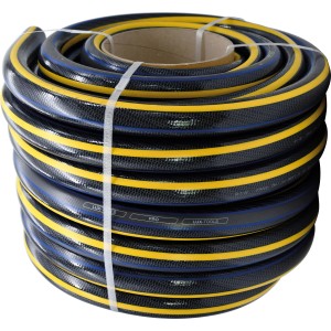 Tuyau d'arrosage LUX-TOOLS PRO enroulé, 25 mm, vendu au mètre, noir avec des rayures jaunes.