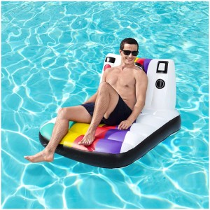 Matelas pneumatique Bestway Pose 'n Float design appareil photo sur l'eau avec personne.