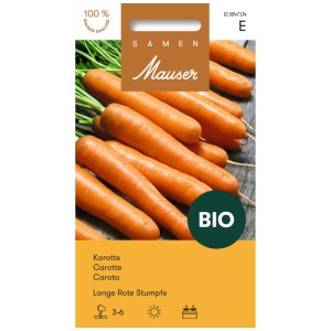 Bio Karotten Samen 'Lange Rote Stumpfe' auf Packung. Lange, orange Möhren mit Grün. Gemüsesamen für Freilandaussaat.