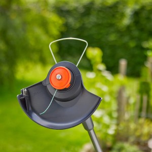 Bobine de fil de rechange Gardena 2 mm pour PowerTrim, gros plan.
