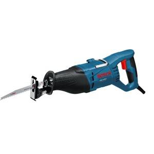 Seghetto alternativo Bosch Professional GSA 1100 E (1.100 W) blu con lama inserita.