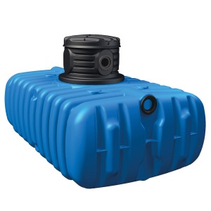 Cuve plate bleue 4rain Flat S 1 500 l avec rehausse de regard noire et couvercle de cuve.