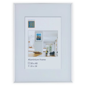 Cornice portafoto in alluminio argentato AL3, 30x40 cm. Design semplice per foto e immagini.