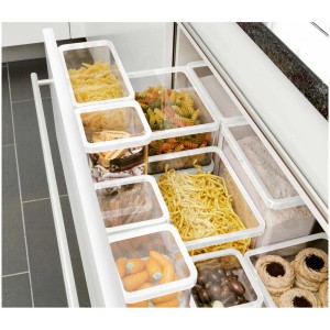 Contenitori per alimenti Loft 0,5 l nel cassetto con pasta, farina e biscotti.