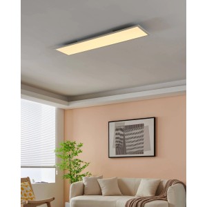 Plafoniera LED rettangolare bianca Eglo Salobrana-Z (120x30 cm) in soggiorno.