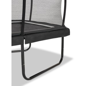 Dettaglio del trampolino da giardino nero EXIT Allure Classic con rete di sicurezza e telaio.