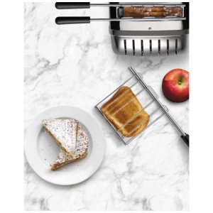 Tostapane Dualit Classic a tre fessure, metallo lucido ed esempi di toast.