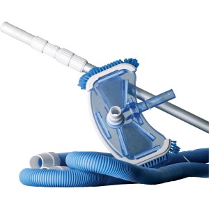 Kit de nettoyage de fond de piscine Gre avec brosse, manche télescopique et tuyau.