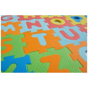 Tapis puzzle Andiamo coloré avec chiffres et lettres, 36 pièces, idéal pour les chambres d'enfants.