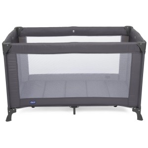 Lit parapluie Chicco Good Night en gris foncé, lit bébé pliable avec fenêtres en maille pour voyage et transport.