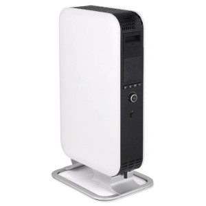 Radiatore a olio Mill Gentle Air WiFi 1500W bianco con pannello di controllo digitale e base argentata.