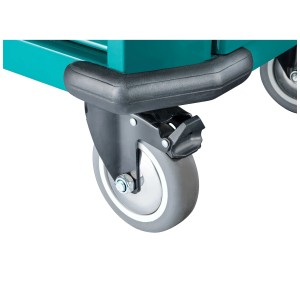 Gros plan : Roue pivotante robuste avec frein sur le chariot d'atelier Technocraft.