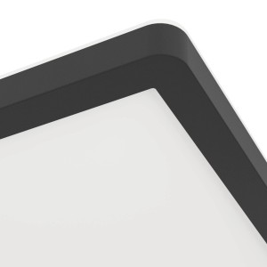 Plafonnier LED carré noir Eglo Expert Minerario, 29x29 cm, pour pièces humides.