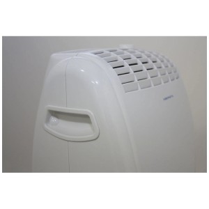 Déshumidificateur Kibernetik M20 blanc avec poignée latérale et grille supérieure. Déshumidificateur compact.