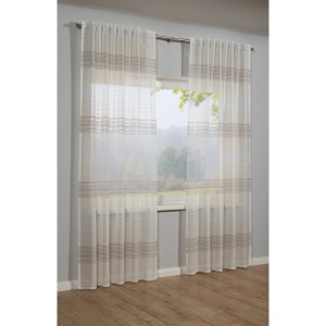 Sciarpa beige Bennetti con nastro per tende, 140x245 cm, davanti alla finestra con vista.
