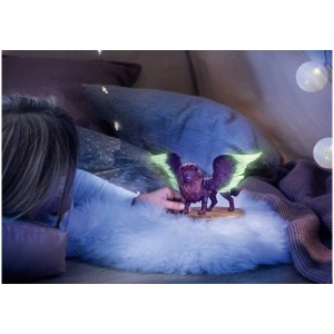 Schleich Bayala Lion Lunaire (70837) avec des ailes lumineuses dans une chambre d'enfant.